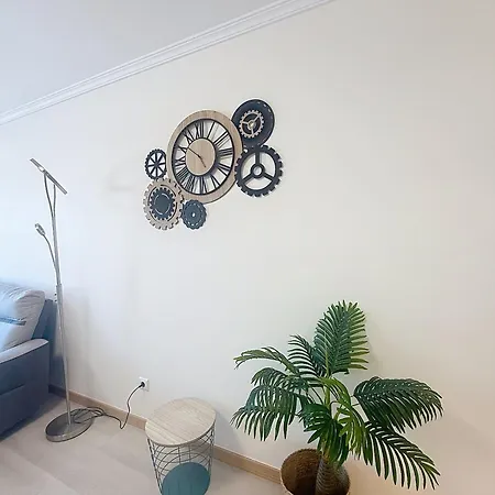 Rosaria Flat 2 *