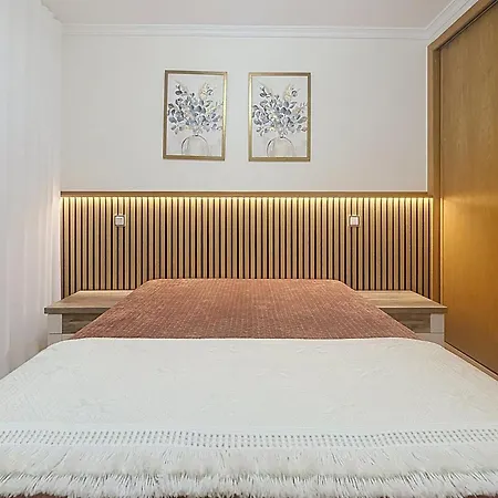 Rosaria Flat 2 *